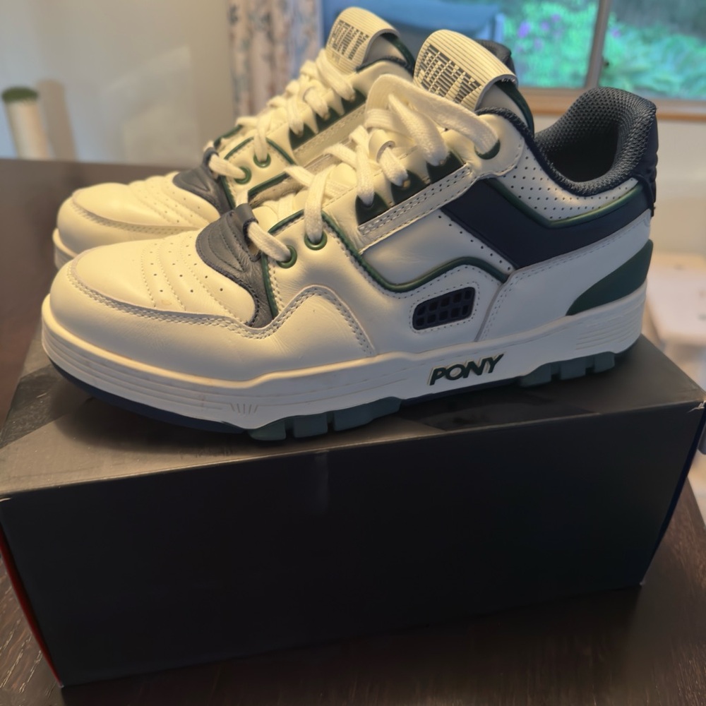 Pony Snow White/Navy Blue/Green M100 Low Archive Sneakers